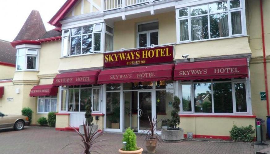 Skyways Hotel Slough Exterior foto